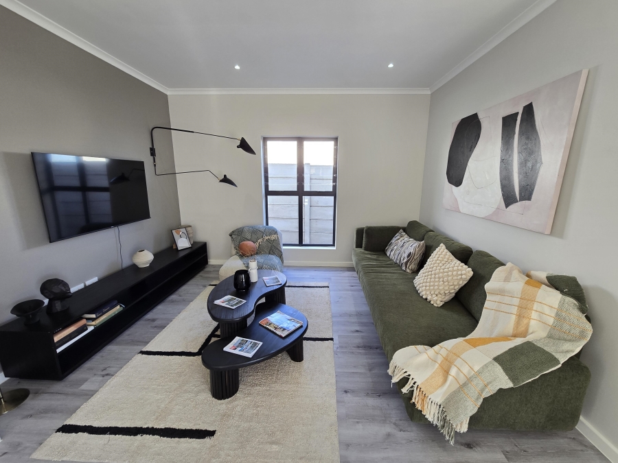 To Let 3 Bedroom Property for Rent in Haasendal Western Cape